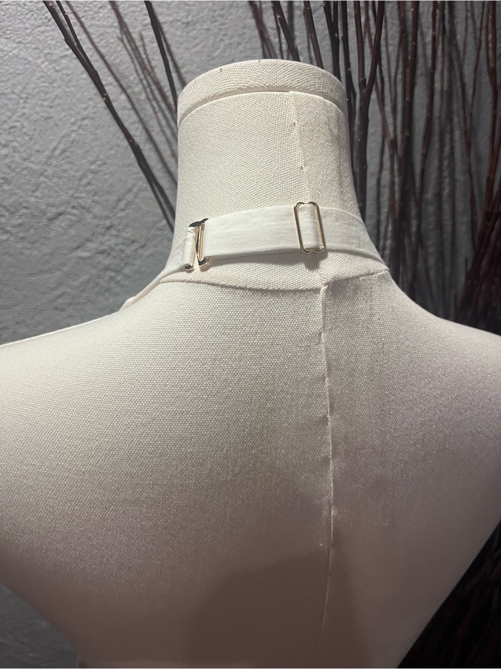 🌺OH POLLY JESSALIE WHIITE HALTER NECK MINI DRESS SIZE 4🌺 - Picture 5 of 7